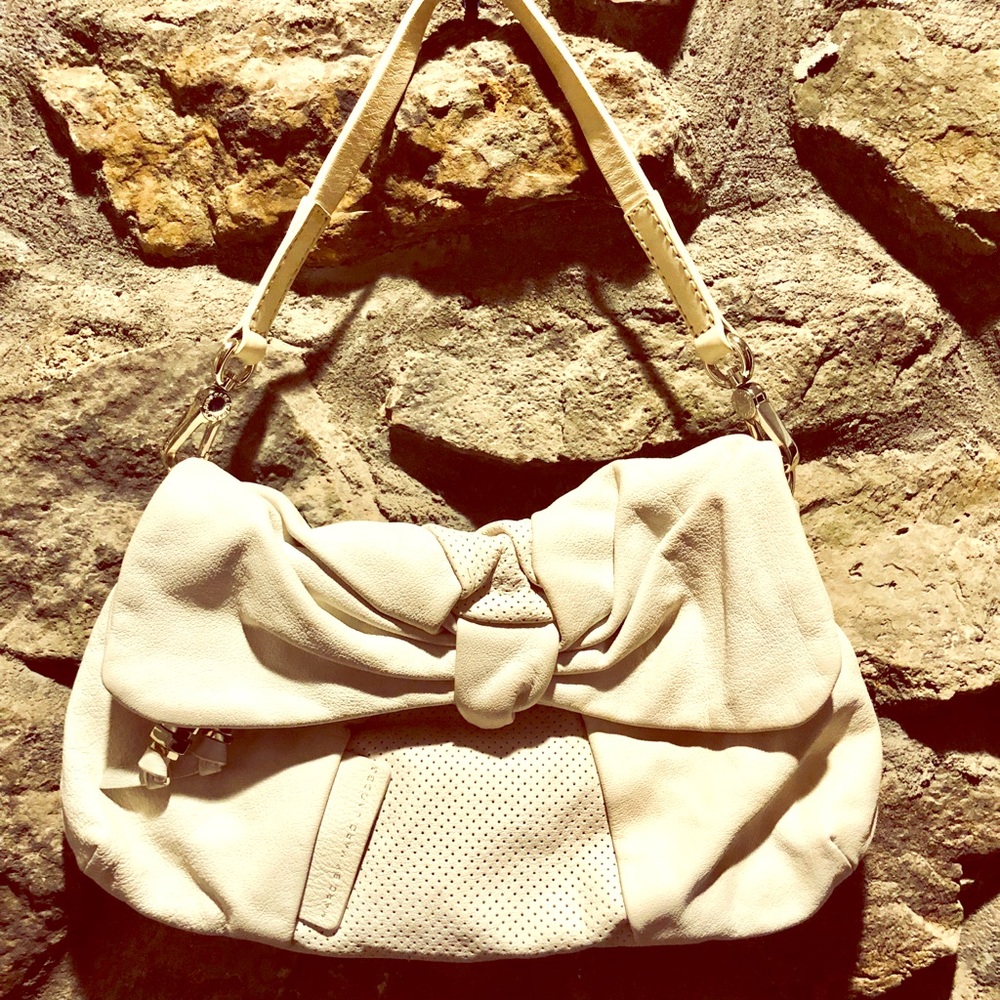 Marc by Marc Jacobs White Leather Shoulder Bag
